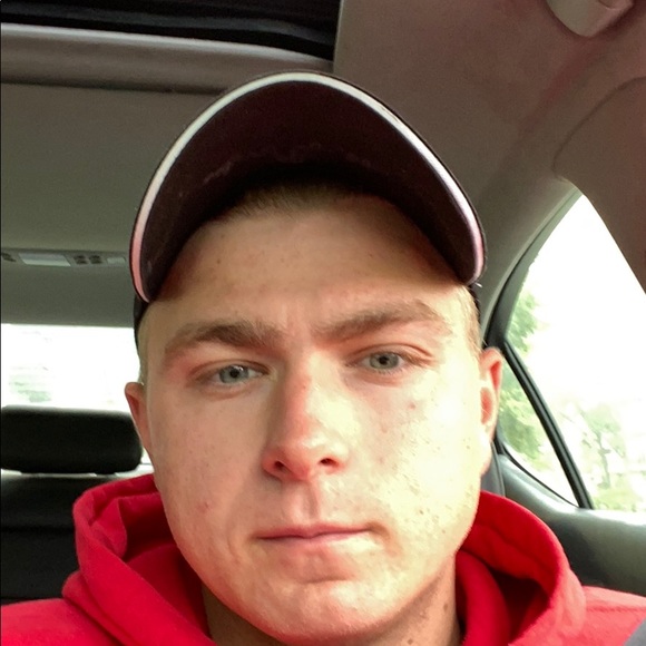 Meet your Posher, Andrew - Picture 1 of 1